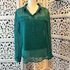 Liz Claiborne Green Buttoned Long Sleeve Blouse Sz M